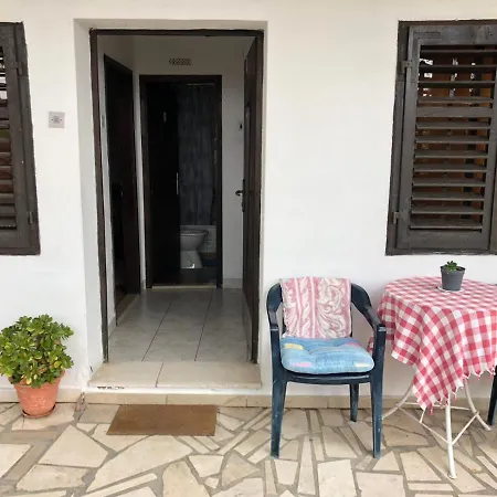 Beata Apartment Gradac (Split-Dalmatia)